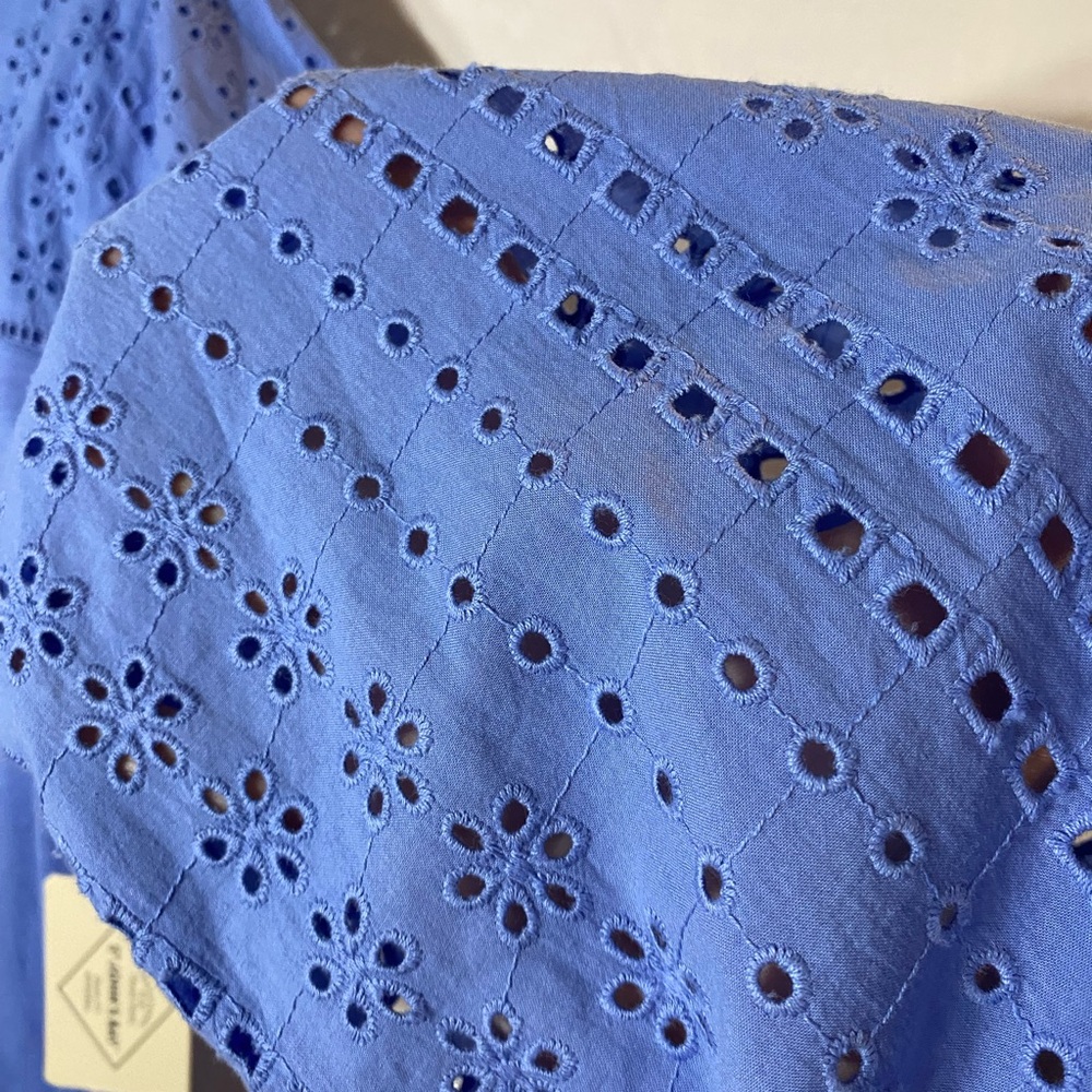 St. John's Bay Blue Eyelet Blouse - Picture 4 of 5